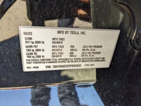 Used 2023 Tesla Model Y Long Range image 35