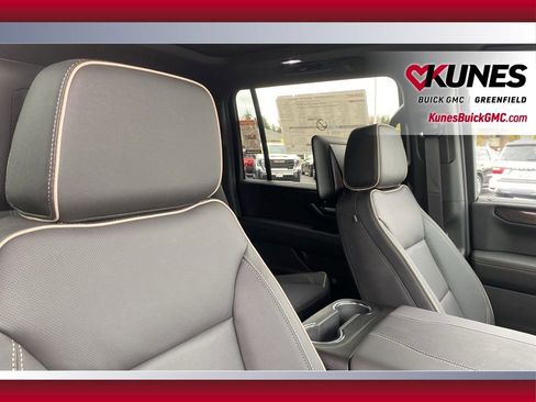 New 2026 GMC Yukon XL Elevation image 47