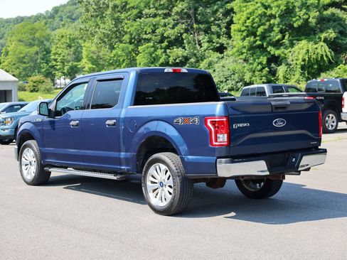 Used 2015 Ford F150 XLT w/ Equipment Group 301A Mid AWD/4WD image 7