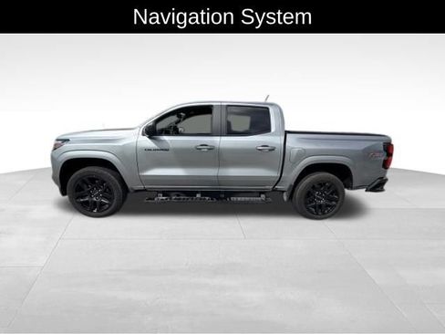 Certified 2025 Chevrolet Colorado Z71 w/ Technology Package AWD/4WD image 4