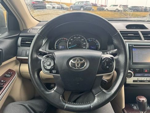 Used 2012 Toyota Camry XLE image 14