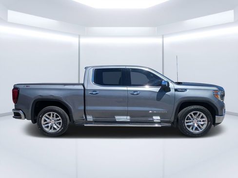 Used 2022 GMC Sierra 1500 SLT w/ SLT Premium Plus Package image 2