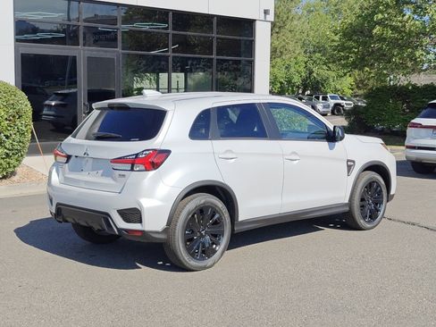 New 2025 Mitsubishi Outlander Sport LE image 7