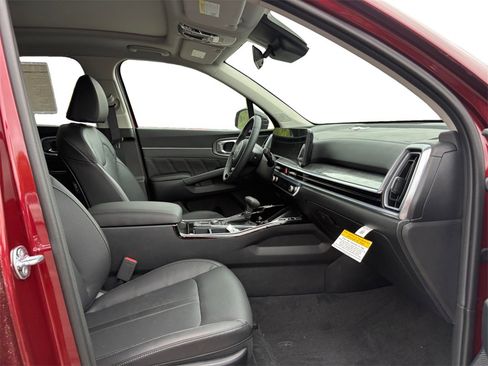 New 2025 Kia Sorento SX image 15
