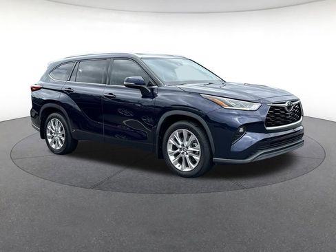 Used 2020 Toyota Highlander Limited AWD/4WD image 8