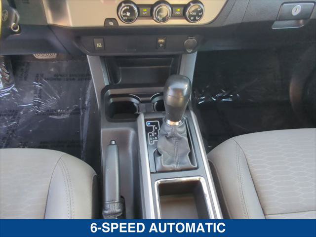 Used 2016 Toyota Tacoma SR5 w/ SR5 Appearance Package (SN) RWD image 19