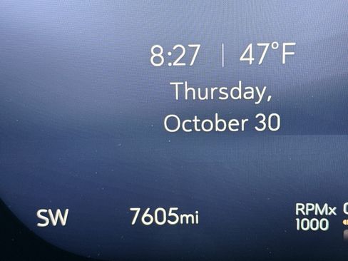 Used 2025 Buick Enclave Preferred w/ Power Package image 21