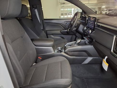 New 2026 GMC Canyon Elevation image 6