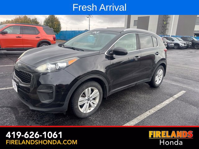 Used 2018 Kia Sportage LX w/ LX Popular Package FWD image 2