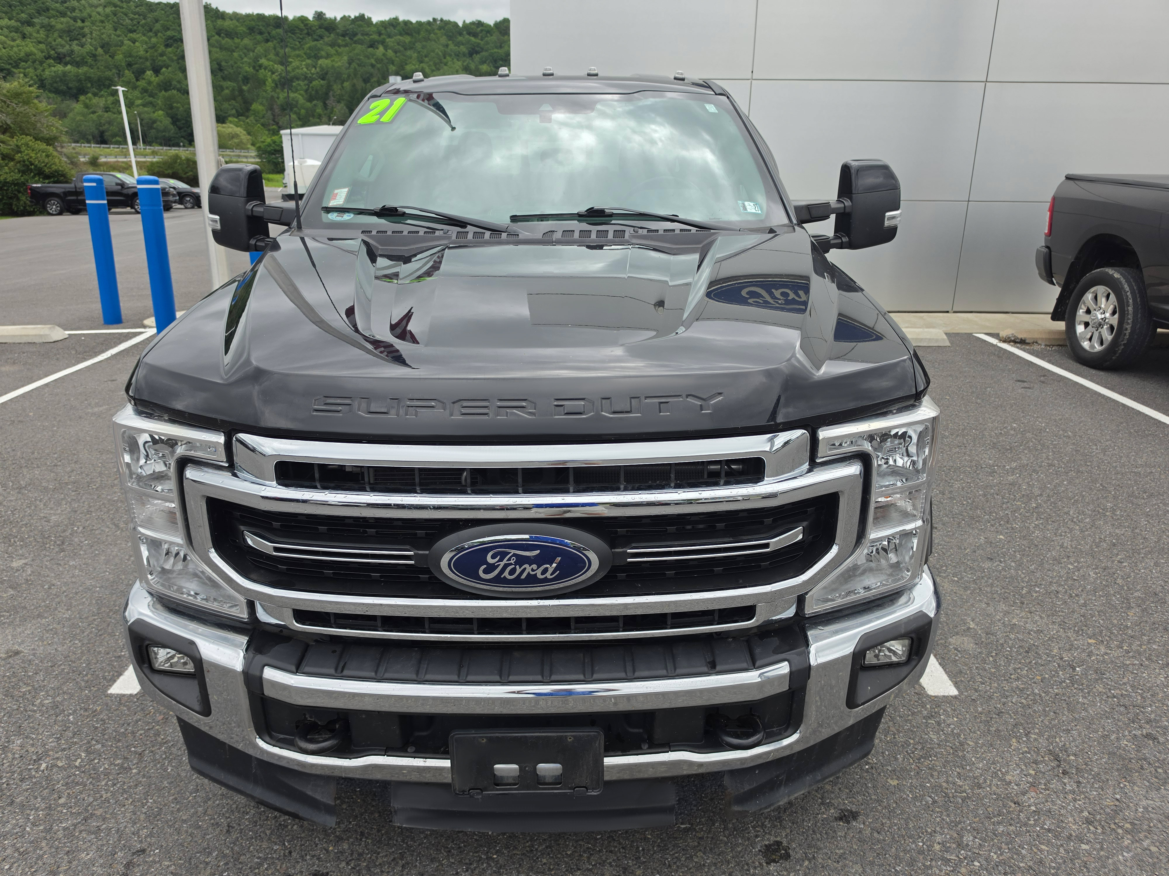 Used 2021 Ford F250 Lariat w/ Lariat Value Package AWD/4WD image 8