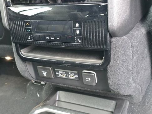 New 2026 Jeep Grand Wagoneer L Limited AWD/4WD image 42