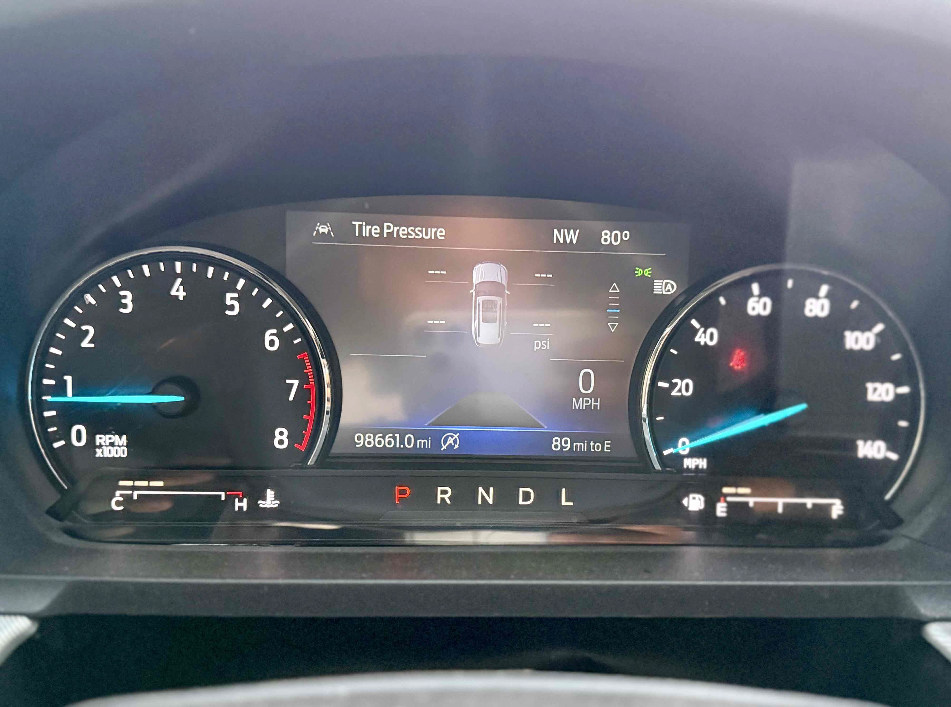 Used 2021 Ford Explorer XLT w/ Equipment Group 202A RWD image 19