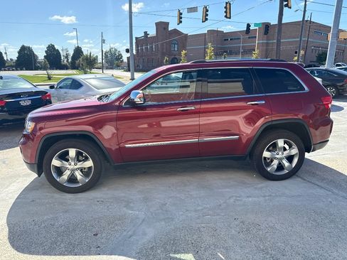 Used 2013 Jeep Grand Cherokee Overland w/ Trailer Tow Group image 7