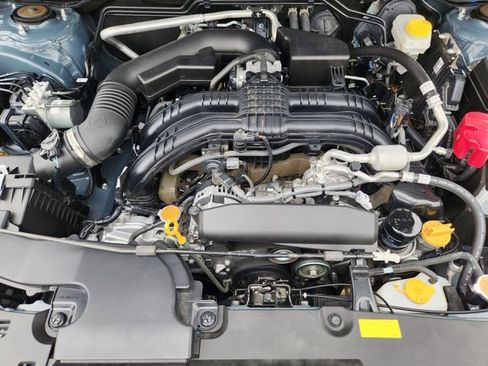 Certified 2024 Subaru Crosstrek 2.0i Premium image 31