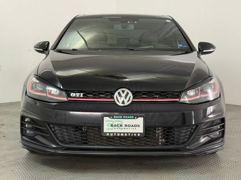Used 2018 Volkswagen GTI SE w/ SE Leather Package FWD image 2