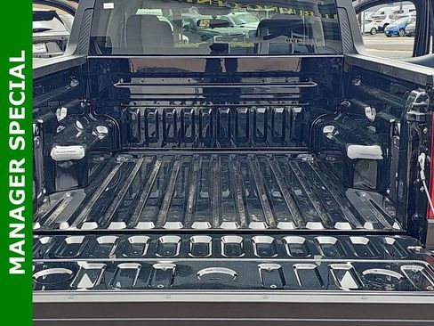 New 2025 Ford Maverick Lobo image 12