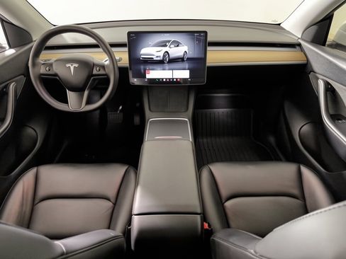 Used 2022 Tesla Model Y Long Range AWD/4WD image 17