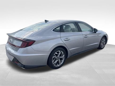 Used 2023 Hyundai Sonata SEL w/ Preferred Accessory Package FWD image 8