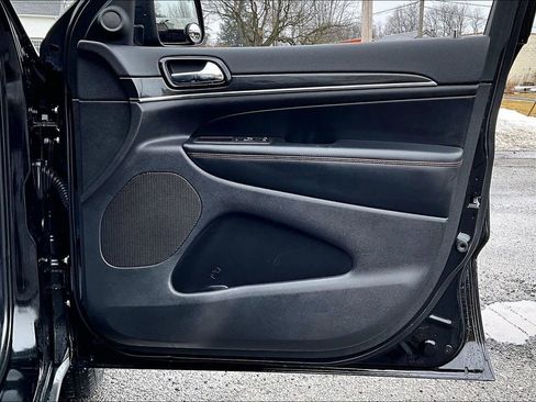 Used 2021 Jeep Grand Cherokee Trailhawk image 22