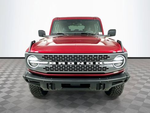 New 2025 Ford Bronco Badlands image 2