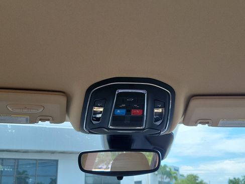 Used 2021 Jeep Grand Cherokee L Limited w/ MOPAR Finishing Package AWD/4WD image 20