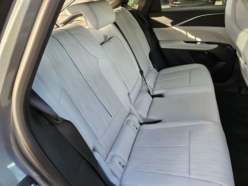 Certified 2024 Cadillac Lyriq Luxury image 29