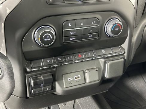 Used 2023 Chevrolet Silverado 1500 Custom Trail Boss image 24