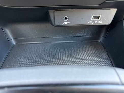 Used 2024 Subaru Crosstrek 2.0i AWD/4WD image 43