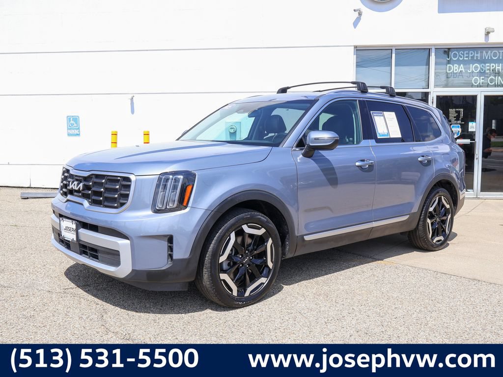 Used 2025 Kia Telluride S AWD/4WD image 1