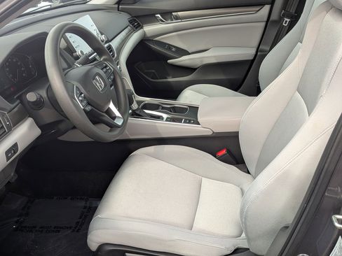Used 2018 Honda Accord LX image 14