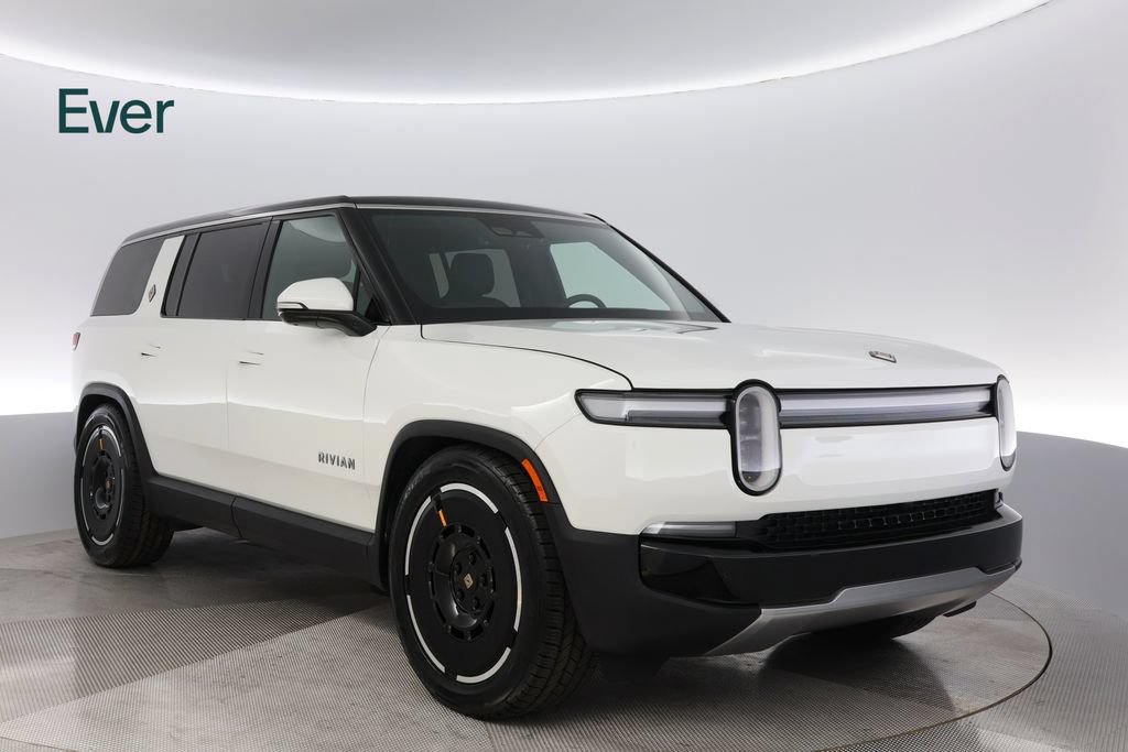 Used 2025 Rivian R1S Adventure Dual AWD/4WD image 13