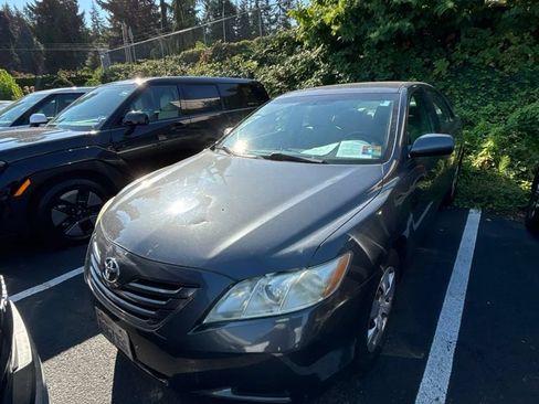 Used 2008 Toyota Camry LE FWD image 1