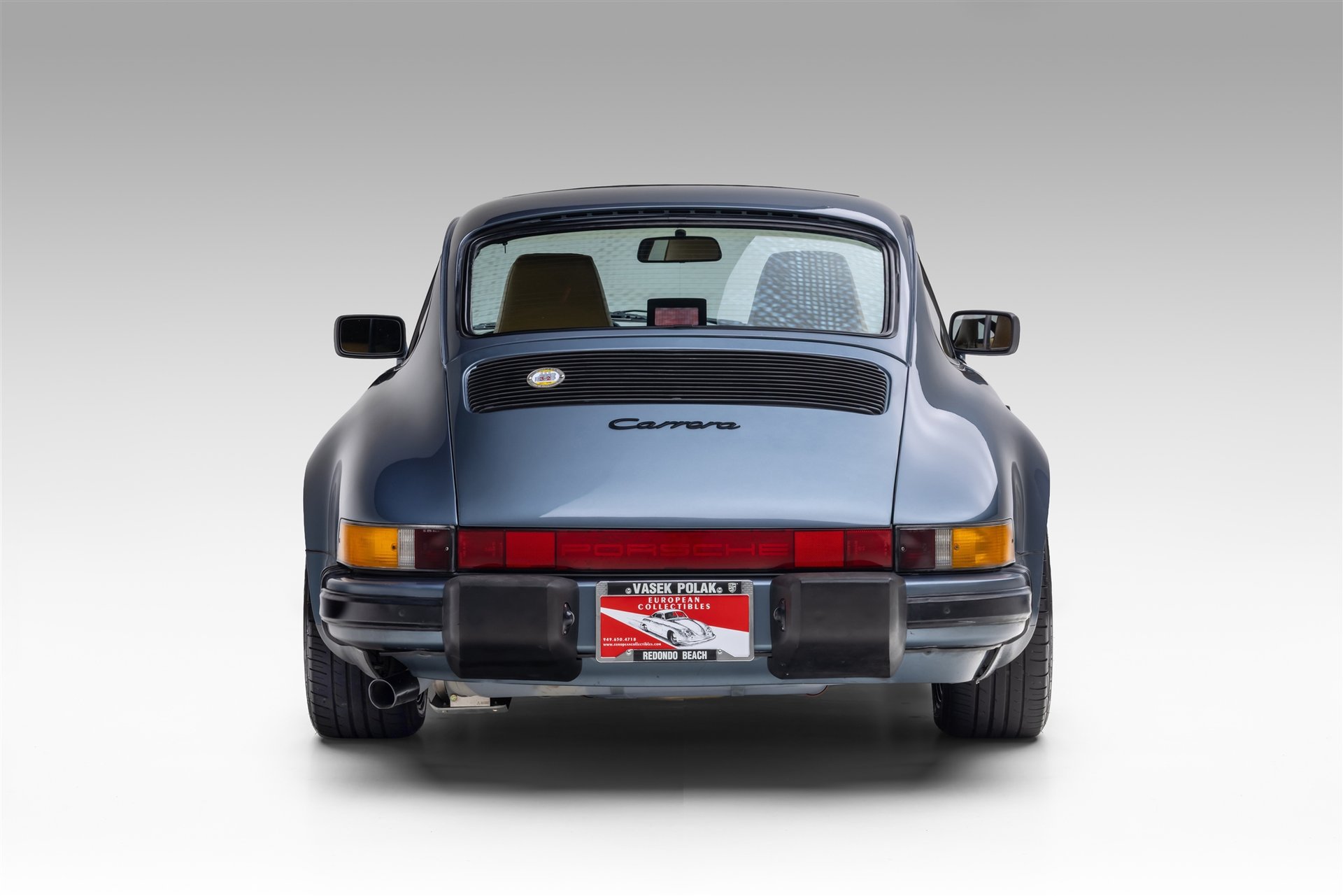 Used 1987 Porsche 911 Carrera RWD image 9
