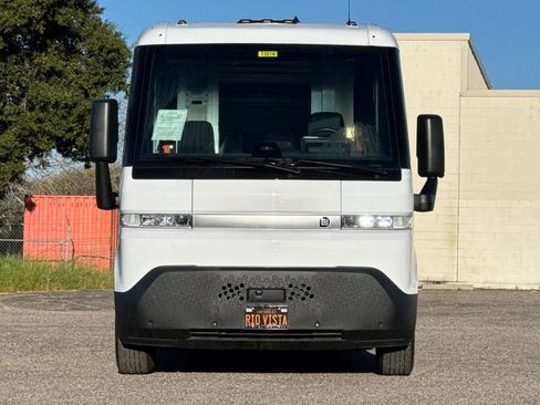 Used 2023 Chevrolet Brightdrop 600 w/ Active Safety Package 2 image 9