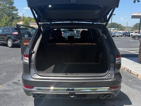Used 2020 Lincoln Aviator Reserve w/ Equipment Group 201A RWD image 32