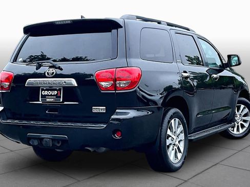 Used 2017 Toyota Sequoia Limited w/ Safety & Convenience Package AWD/4WD image 13