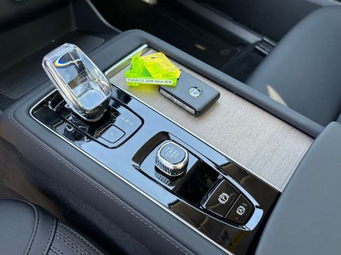 New 2026 Volvo XC90 B6 Plus w/ Protection Package Premier image 12