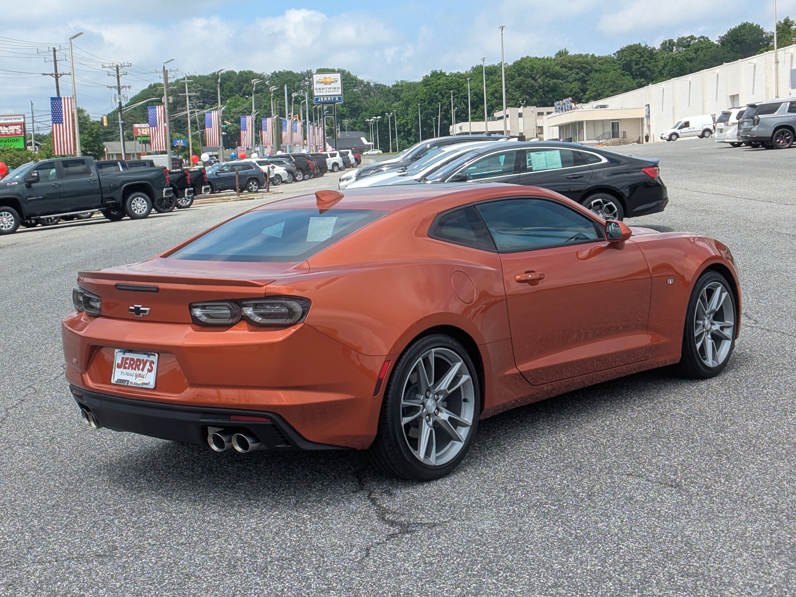 Certified 2022 Chevrolet Camaro LT w/ RS Package RWD image 9