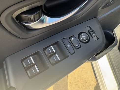 Certified 2025 Honda Pilot EX-L image 12