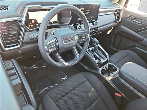 New 2026 GMC Canyon Elevation w/ Convenience Package RWD image 3