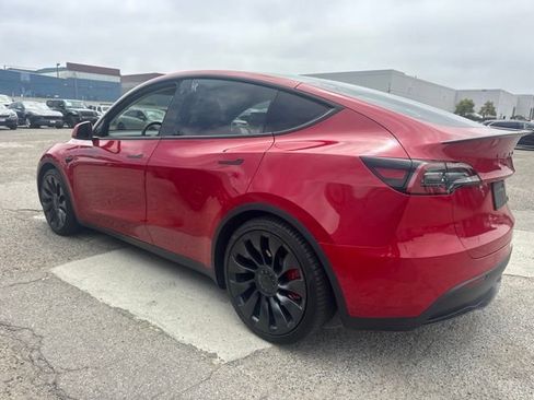 Used 2022 Tesla Model Y Performance AWD/4WD image 8