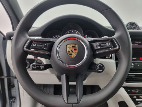 New 2025 Porsche Macan S image 23