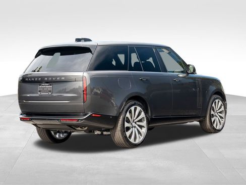 New 2025 Land Rover Range Rover SE image 4