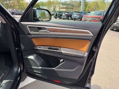 Used 2019 Volkswagen Atlas SEL Premium AWD/4WD image 11