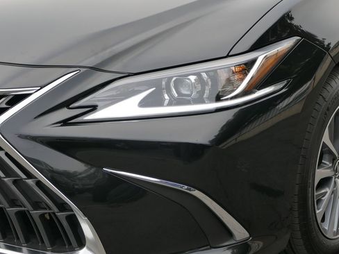 Used 2025 Lexus ES 350 350 image 9