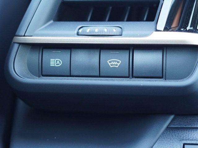 Certified 2026 Toyota Crown AWD/4WD image 18