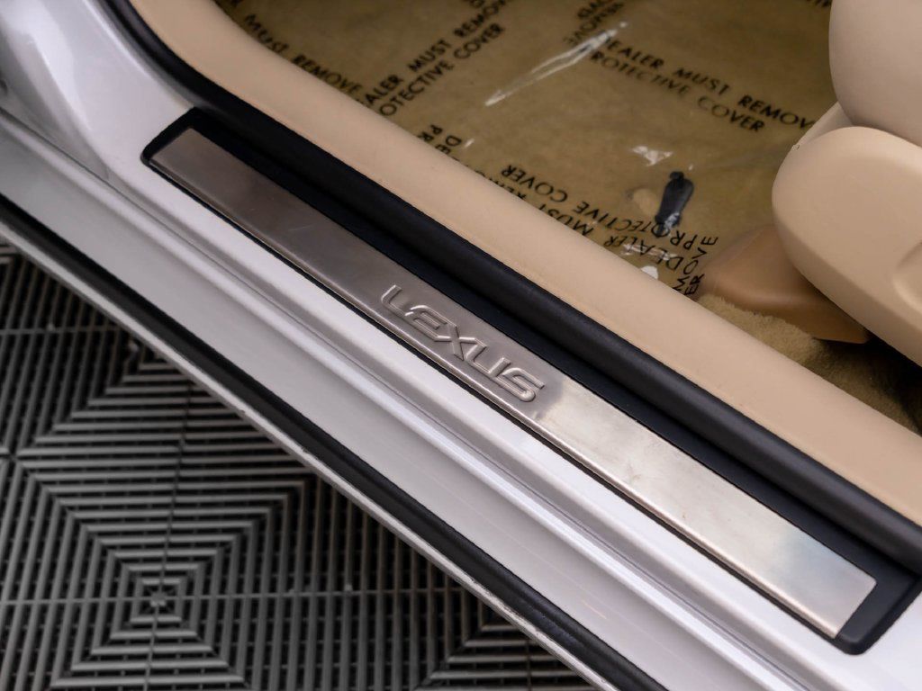 Used 2012 Lexus ES 350 FWD image 17