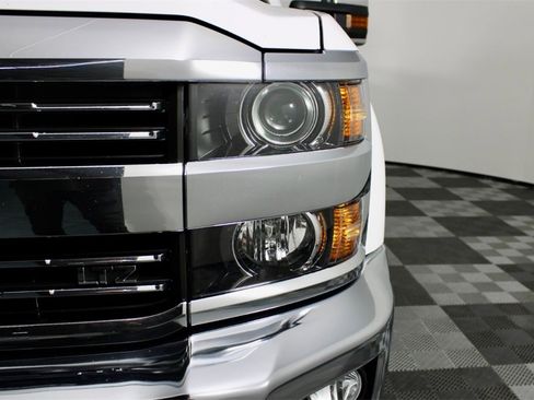 Used 2019 Chevrolet Silverado 3500 LTZ w/ Duramax Plus Package image 3