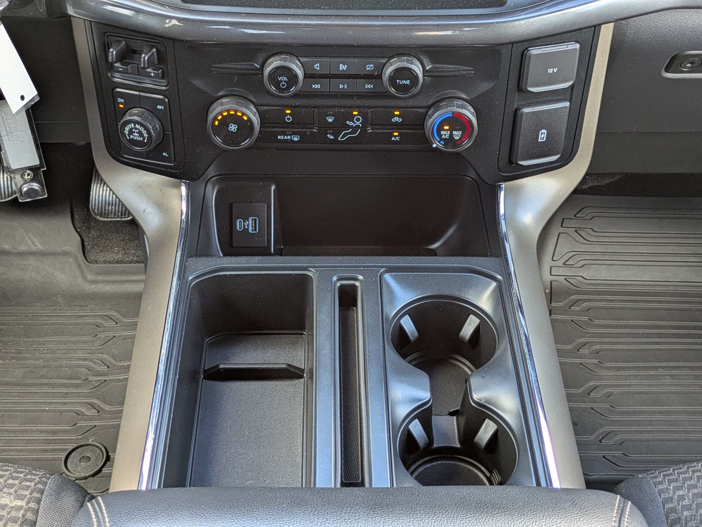 Used 2024 Ford F150 STX w/ Equipment Group 201A FX4 AWD/4WD image 20
