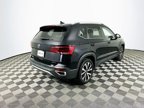 Used 2022 Volkswagen Taos SE image 10